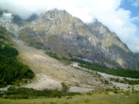 Val Ferret, vallata alpina situata in Valle d'Aosta, a nord della conca di Courmayeur, e le sue bellissime conoidi Val Ferret, vallata alpina situata in Valle d'Aosta, a nord della conca di Courmayeur, e le sue bellissime conoidi