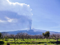 Etna, il parossismo del 12 marzo 2012 Etna, il parossismo del 12 marzo 2012